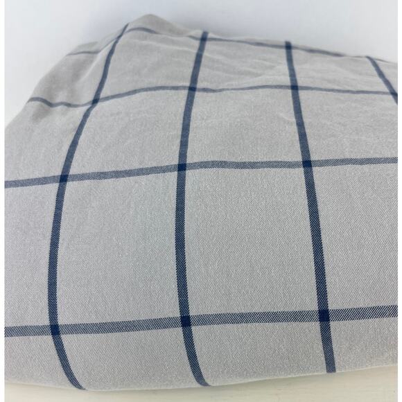 Pottery Barn Teen Fitted Sheet XL Twin Gray Windowpane - Picture 2 of 4